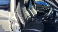 Nissan Juke 1.6 Hybrid N-Connecta 5dr Auto Hybrid Hatchback